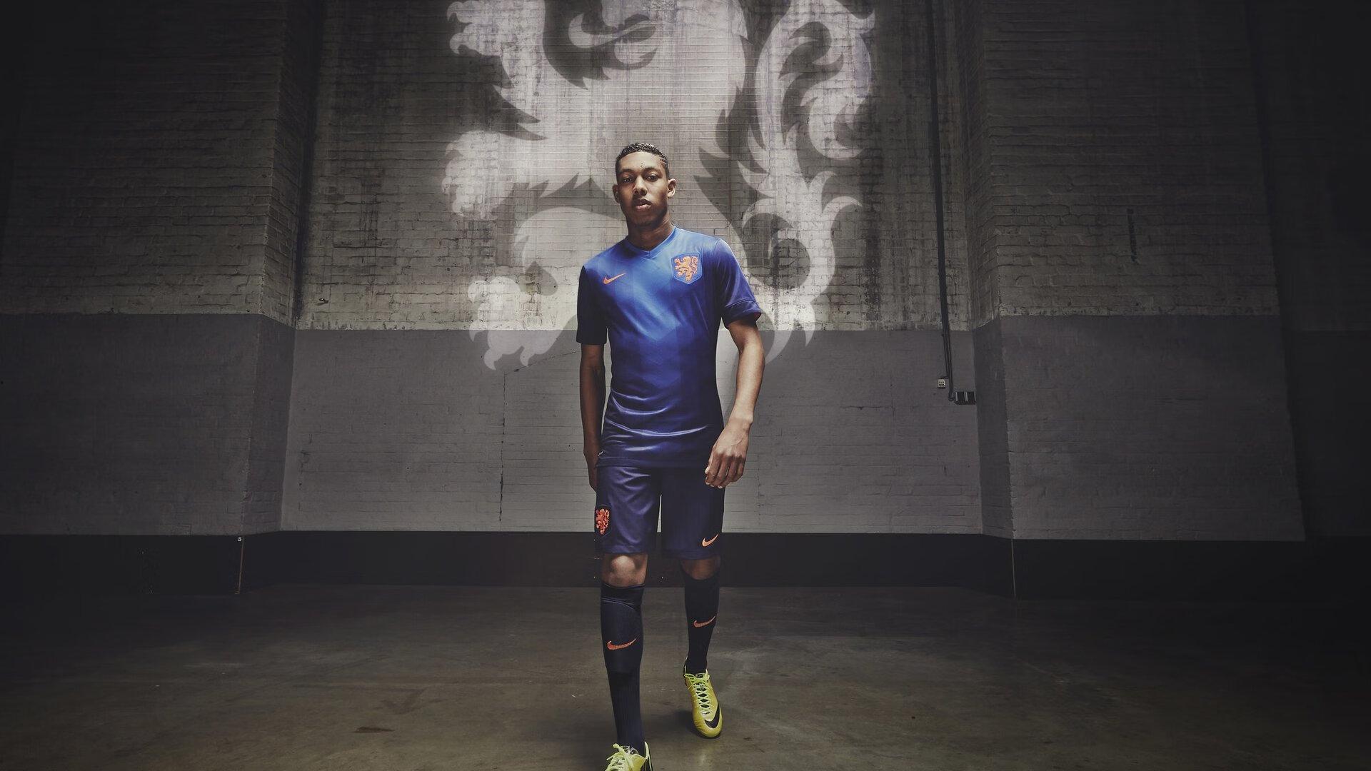 深度战术分析，揭秘冠军球队的制胜密码